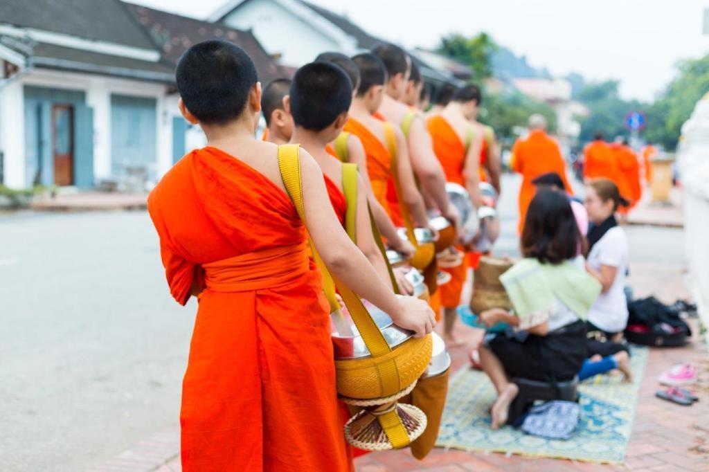 Viradesa Guesthouse หลวงพระบาง ภายนอก รูปภาพ